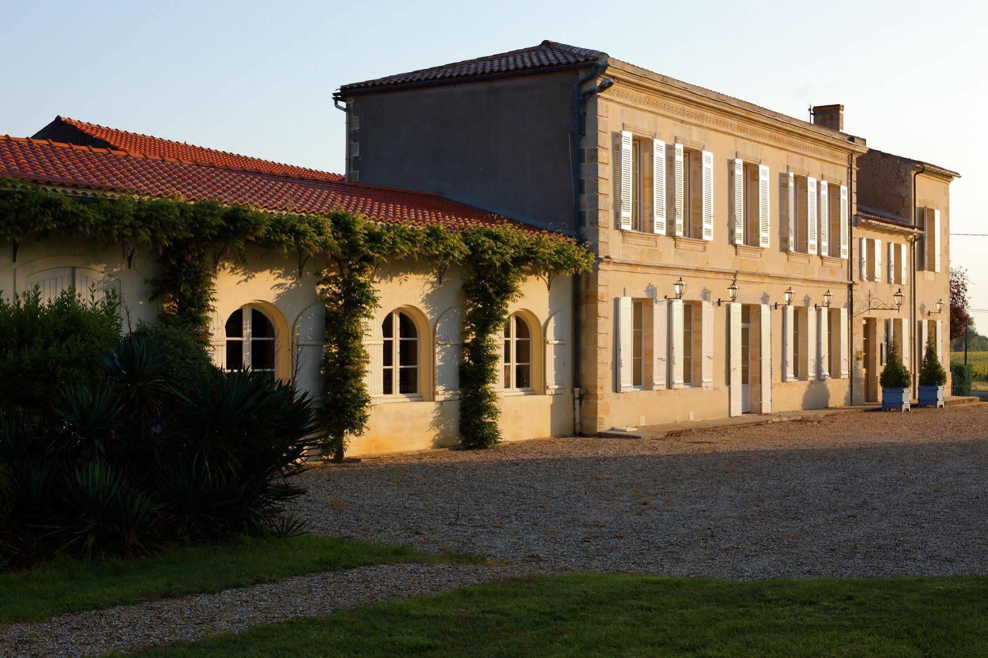 Hotel Rollan De By Bégadan Exterior photo